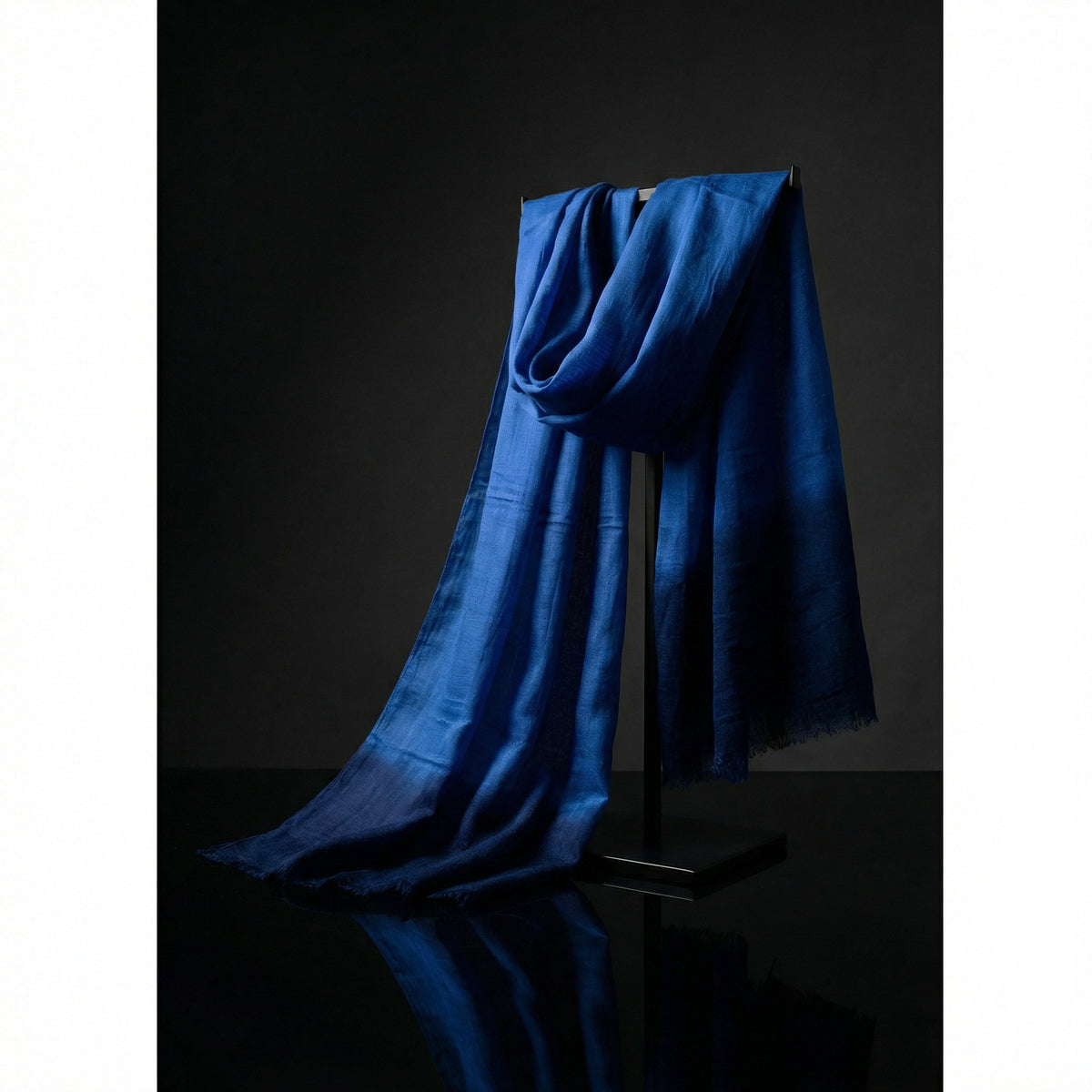 Lightweight Original Russian Violet Tagelmust crafted in rayon, breathable Moroccan desert scarf ideal for safari and Sahara travel.