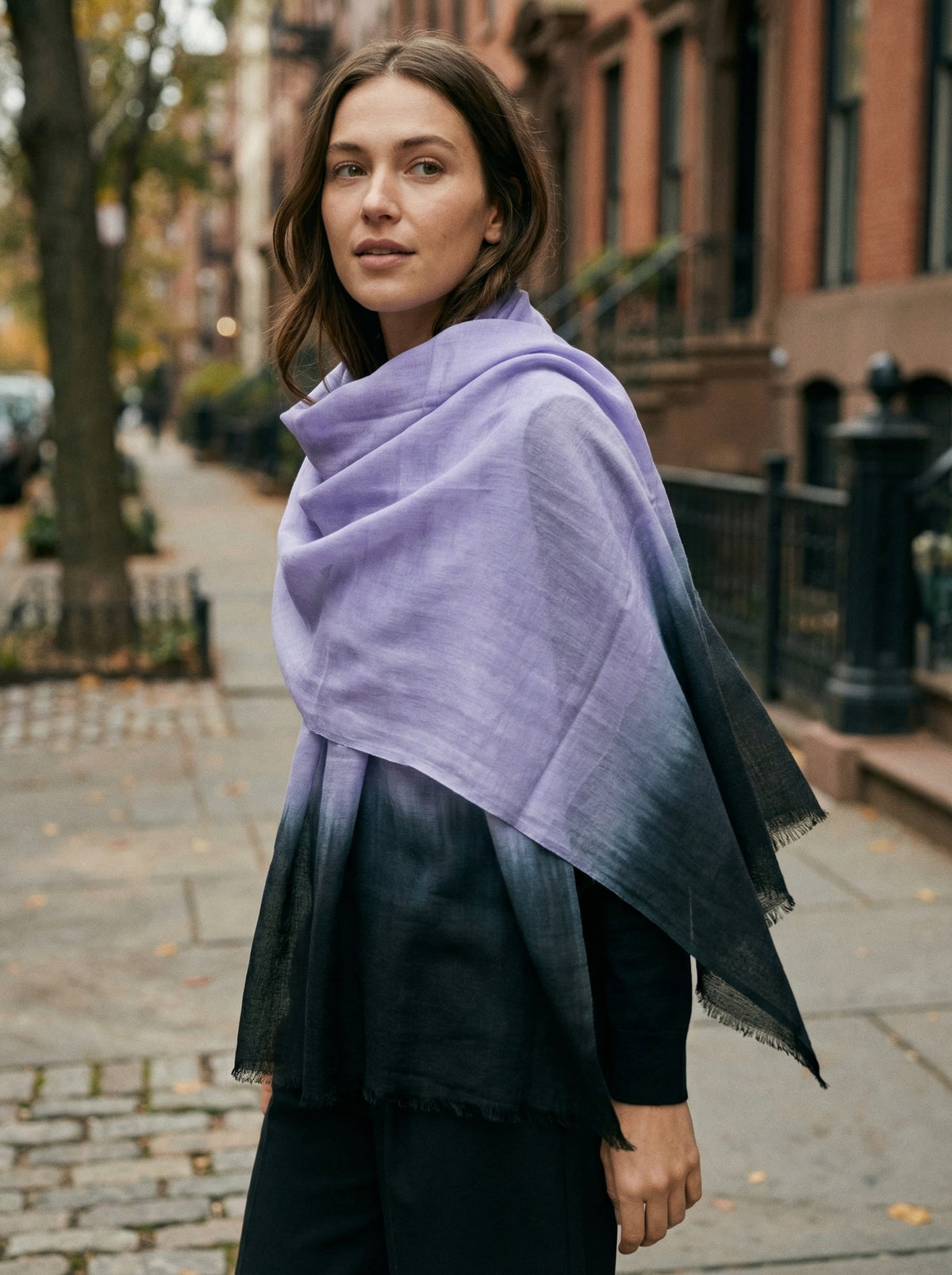 Violet Tagelmust styled as a lightweight safari scarf for women, Touareg inspired Moroccan shawl ideal for hot climate exploration.