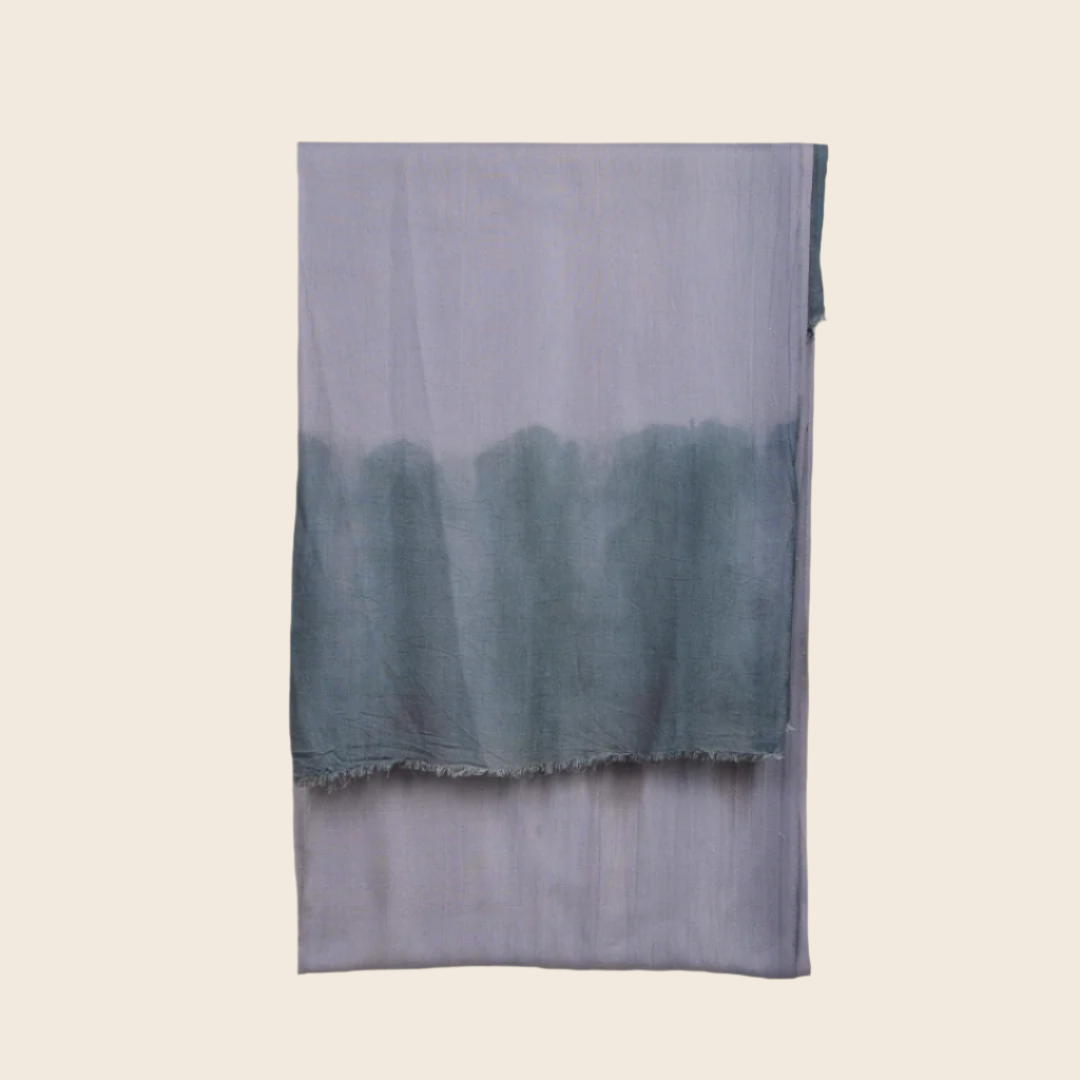 Cinerous Gray Soaked Tagelmust scarf – slate‑grey base with teal green gradient. Sustainably sourced, lightweight Moroccan headscarf ideal for nomadic travelers searching for grey or teal scarves for hot weather and dry climates